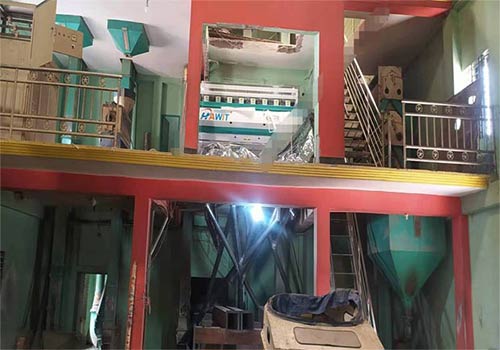 Hawit color sorter machine at a rice mill in Pakistan